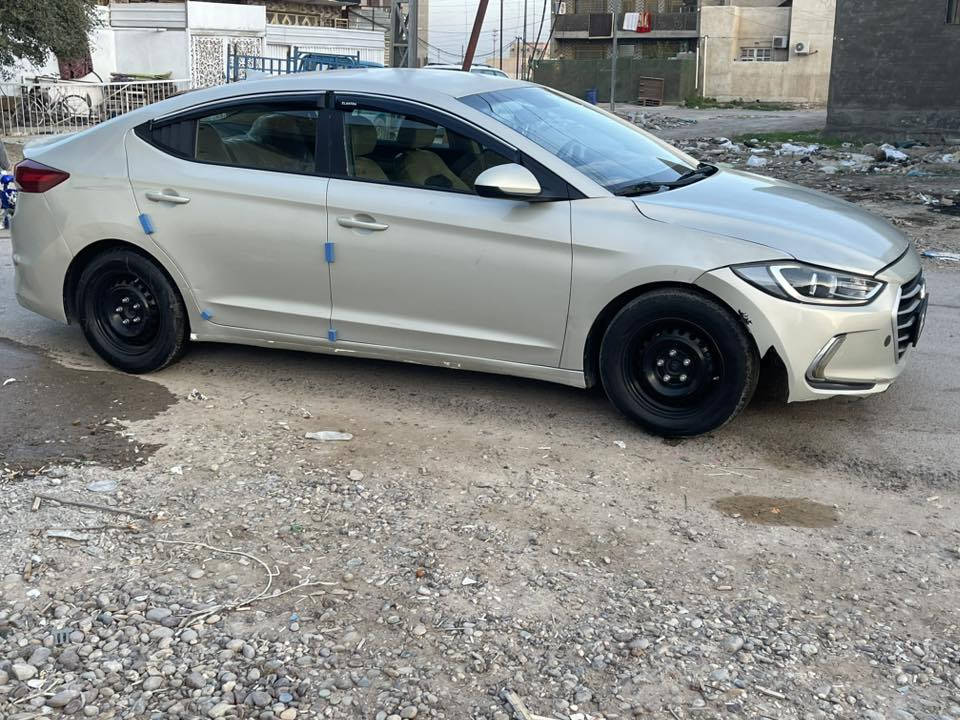 سلام عليكم النترا وارد امريكي موديل ٢٠١٧حادثهه فقط نص البنيد ومصلح نفسه وبيهه شبر جوه قبق البانزين معجون وصبغ سياره ليبل وحد معروضه ١١٣ وبيهه مجال مكان سياره بغداد قرب مرور تاجيات شراي تصل وخادم ***********
