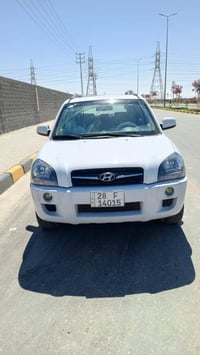 توكسان • ٢٠٠٩ • مكينه ٢٧٠٠