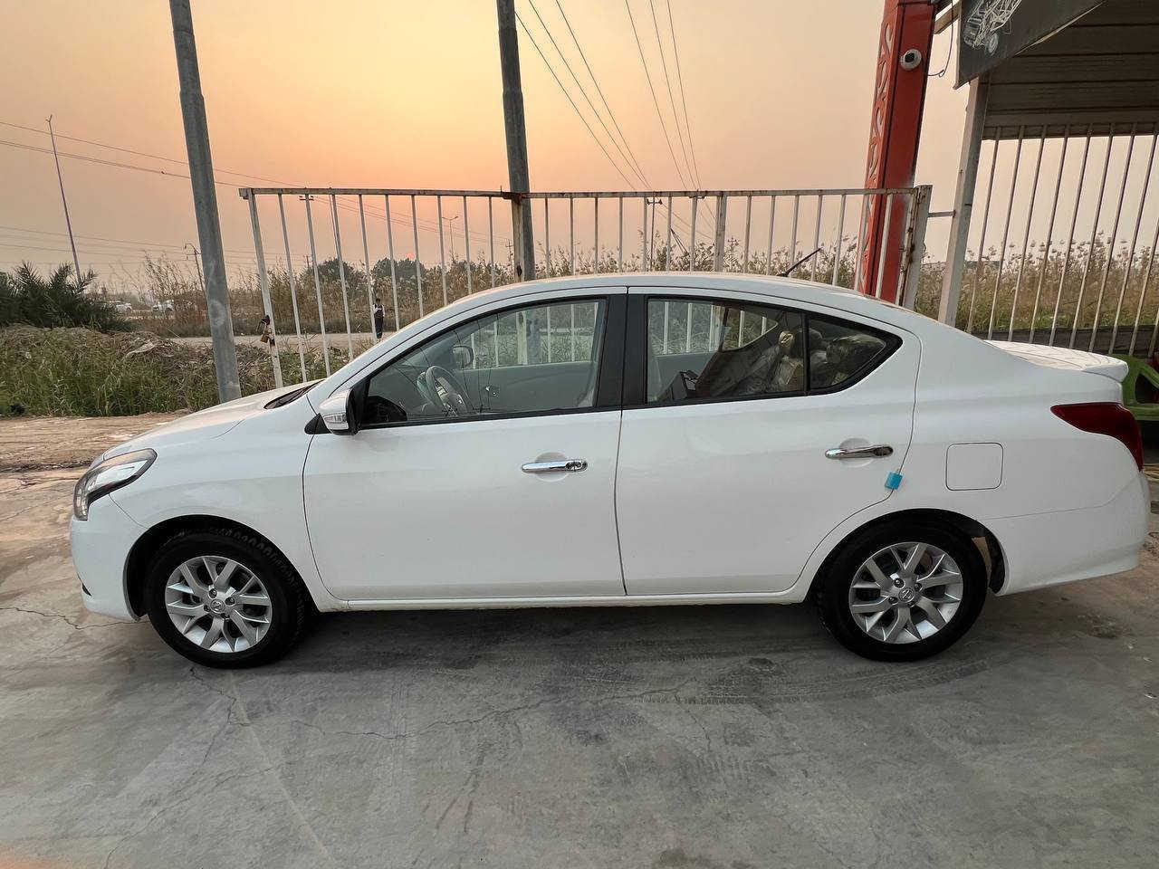 للبيع  نيسان سني موديل 2024
مكفوله كفاله عامه من الضربه والصبغ والتبديل والفتح والبارد وشرط السونار 
رقم اربيل تحويل او وكاله ضمان 3 سنوات 
او 100 الف KMسياره جديده على وضع الشركه  ماشيه 39,000 الف حقيقي وشرط سبير منازل عده ما مفتوحه وفول مواصفات 
شاشه 
بصمه 
مري شفط 
كامره 
4جام كهرباء 
سنتر لوك 
تحكم ستيرن 
اشاير بل مري 
يدات نيكل
صندوك كهرباء
داخل بيجي
كشافات ضباب 
مري جانبيه تحكم كربائي
سبايدر خلفي 
وقطعتين تبريد 
  وسنويه جديده ورقم دولي /  السعر 125 وبيه مجال كلش بسيط رقمي ***********
