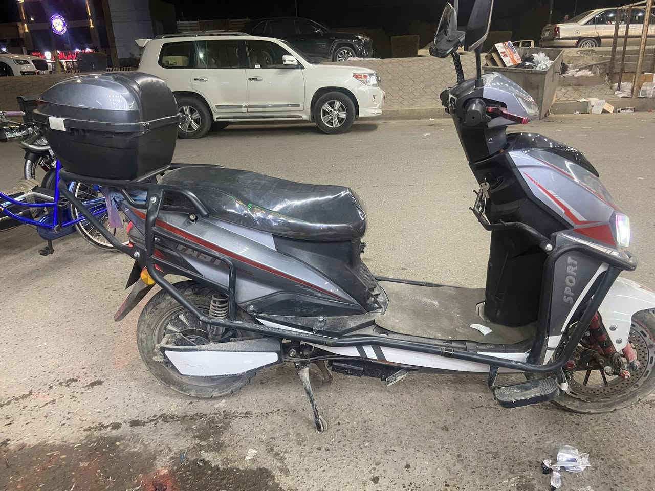 موطور شحن للبيع موديل 2025 بطاريات مفوله الله شاهد مصار شهرين من شتريته شراي  تواصل وياي واتس اب فقط ***********
