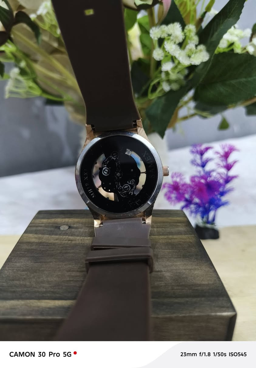 ساعة كوبي ماستر مكينة ضاهرية السعر 10  ***********
