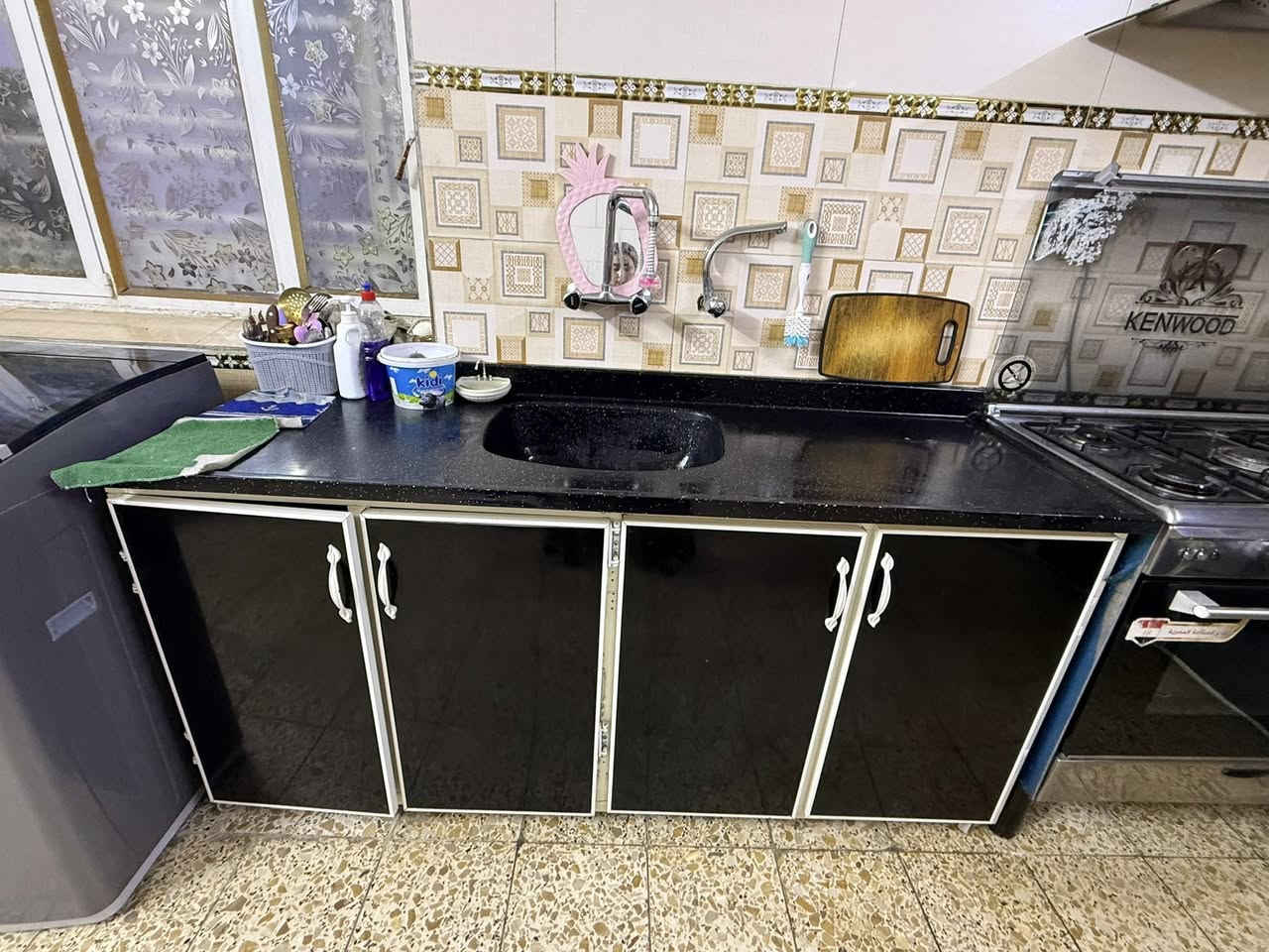 السلام عليكم كاونتر للبيع ٤ امتار سنك مترين مرمر اصلي نضيف جدا اي ضرر مابي سعره ٨٠٠ وبي مجال


**إذا كنت صاحب هذا الإعلان وتريد حذفه لأي سبب، رجاءا أرسل رسالة إلى الدعم الفني**