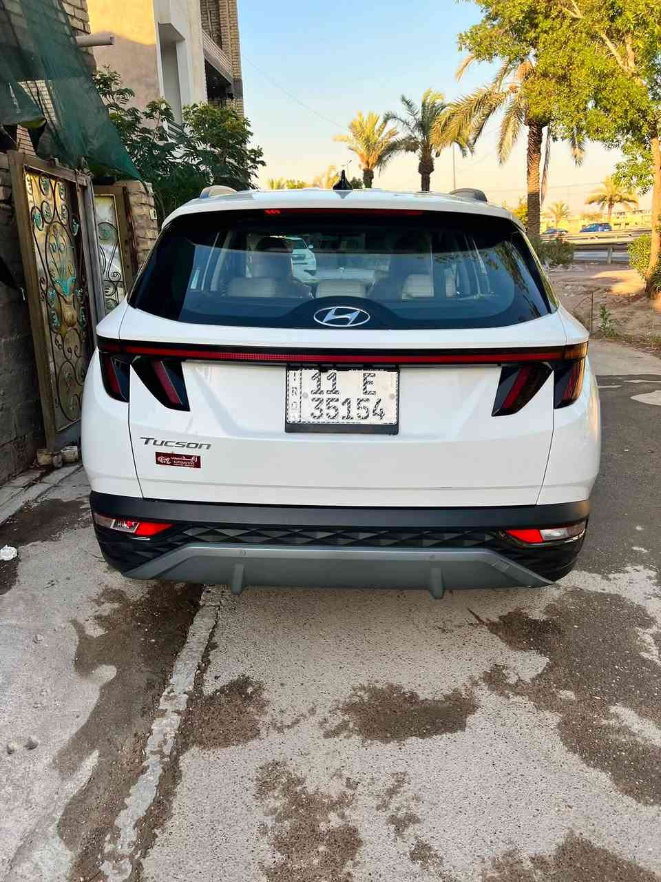 توسان خليجي 24 بغداد رقم انكليزي الباب عكس السايق بي قطعة صبغ بصمة تشغيل وابواب تشغيل عن بعد تبريد محرك وكير مضمون السعر 190 بغداد الجديدة ***********
