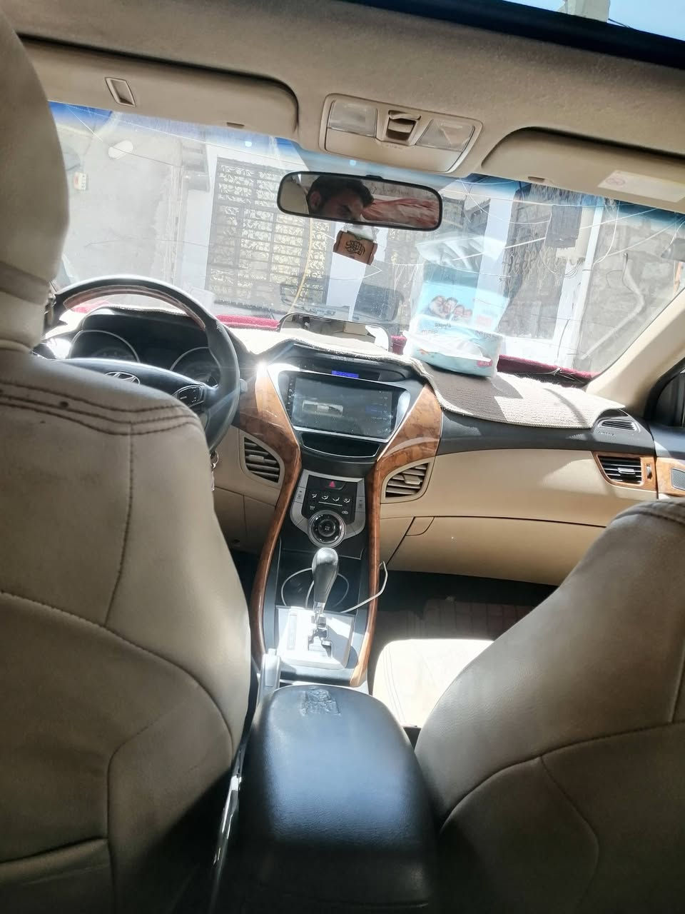 النتره موديل ٢٠١٣ مكفول كفالة عامه فقط نص دوسه صبغ بدون داخل مكينه كير تبريد حداديه بشرط فول مواصفات فتحه اشاير بل مري داخل صاج فول نضافه ***********
