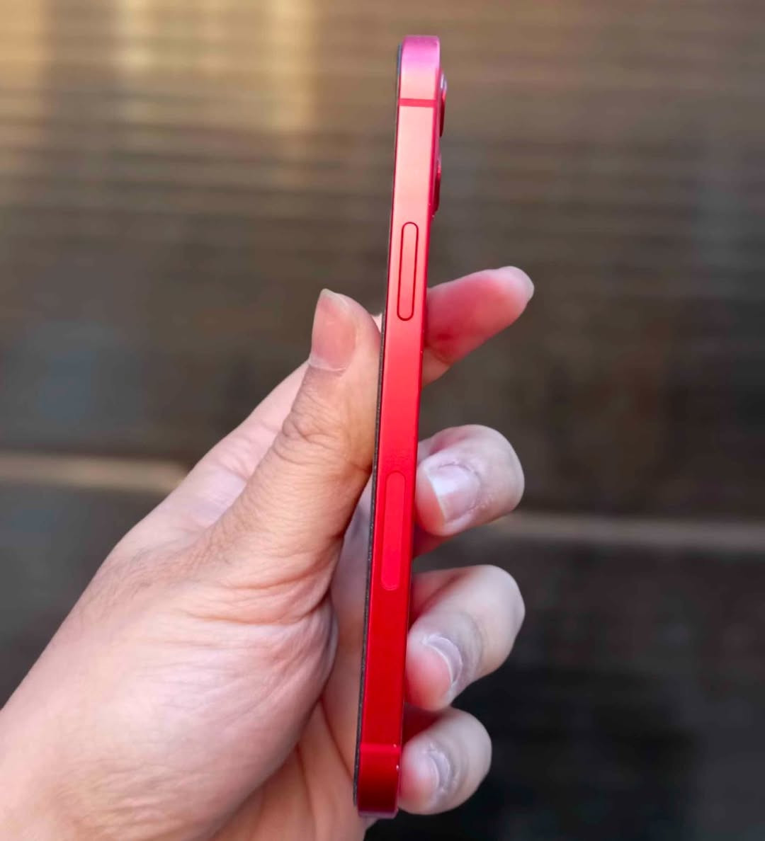 iPhone 12 MLL/A
آيفون ١٢ كامرتين نموذج MLL/A
ذاكرة ٦٤
بطارية ٧٥🔋 
فقط شاشة مبدل والباقي كله بلاد 

#سعر ٢٤٠
***********
