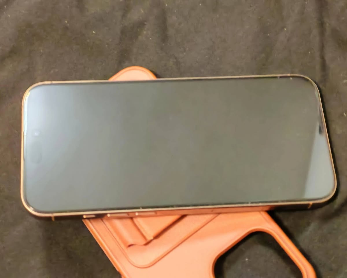 السلام عليكم *
ايفون 16 برو ماكس

بطاريه 98
نضافه 100٪
مكفول من الشخط
كامل ملحقاته
ضمان ABM

 قبل 10 ايام خلص ضمان
عربي شرق أوسط

السعر 1375
مكان الأمين 2
هاتف:***********
