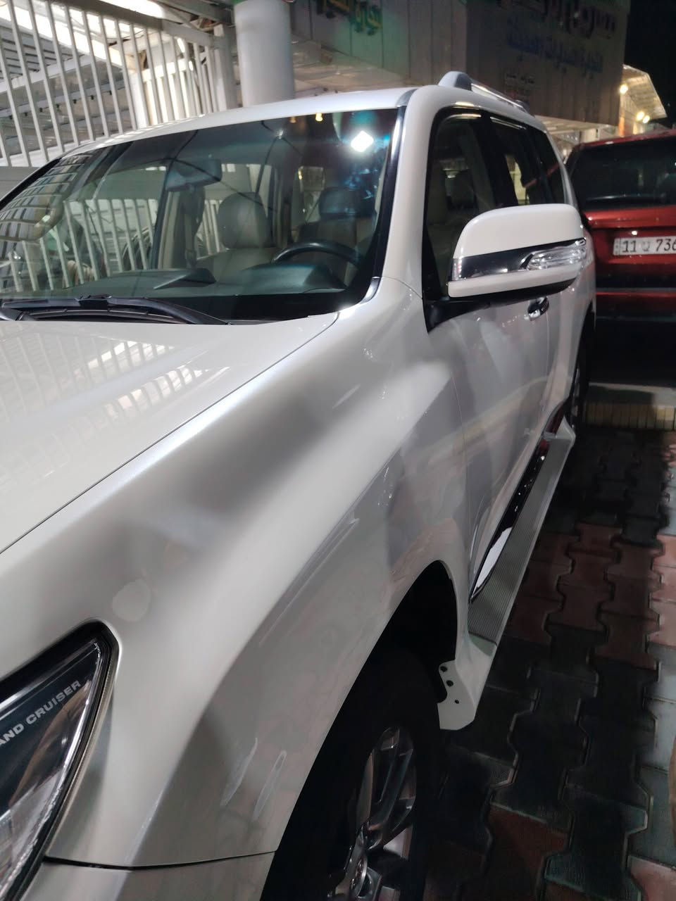 السلام عليكم برادو مديل ٢٠ TXLخليجيه مكفوله من صبغ بيه بارد جدا بسيط ماشيه ٨٧ الف بصمه سلايت كشن جلد وكهرباء سبيرتعليك *********** مكاني بغداد الكرعات
