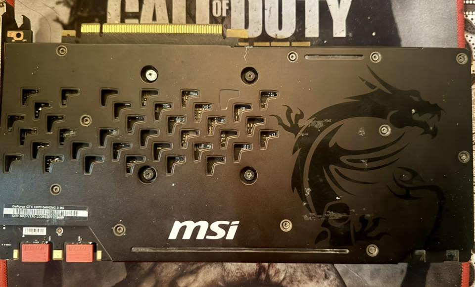 GTX 1070 8GB
ياخذ بور ولكن فقط صورة ميعرض 
السعر ٣٥ الف
*********** واتساب
