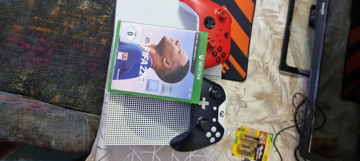 اكس بوكس ون اس جهاز نضيف بي العاب مملوكه هواي متروس ويا قرص فيفا 22 و جوستكات 2 اصليات السعر 150 قفل بغداد الطوبجي


**إذا كنت صاحب هذا الإعلان وتريد حذفه لأي سبب، رجاءا أرسل رسالة إلى الدعم الفني**