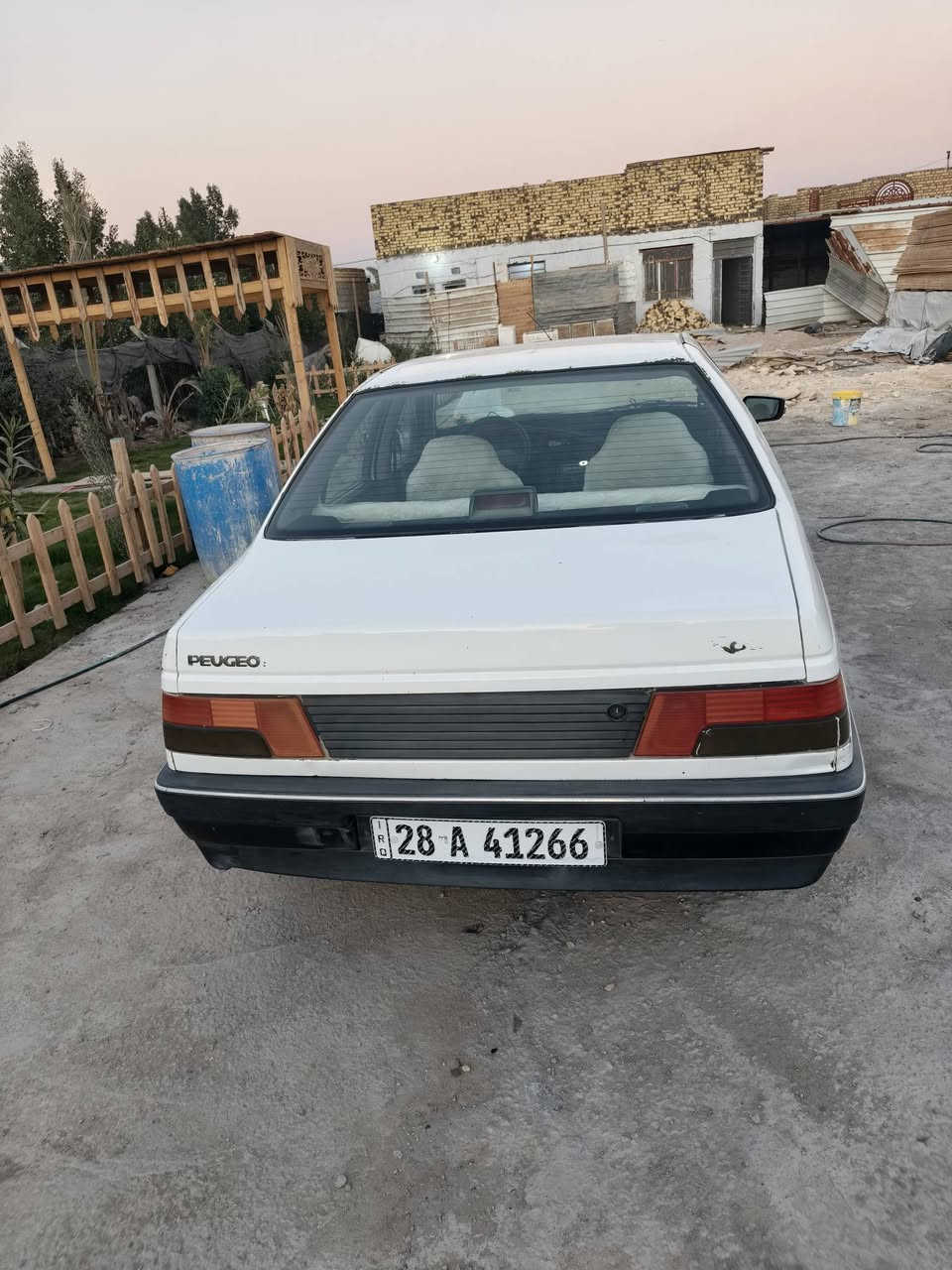 بيجو رواى رقم نجف انكليزي بسمي موديل2009 كير جديد محرك خير من الله هزه جديده سياره  جناي مابيه اي نقص تبريد شغال عوزه غاز فقط ترايك وين مايعجبك السعر 27وبيه مجال  بيه زوج تايرات وسبير جدد سستم صوت بايونير ومسجل بايونير بلوتوث اصلي دوشمه جديده مكاني بابل قضاء القاسم ***********
