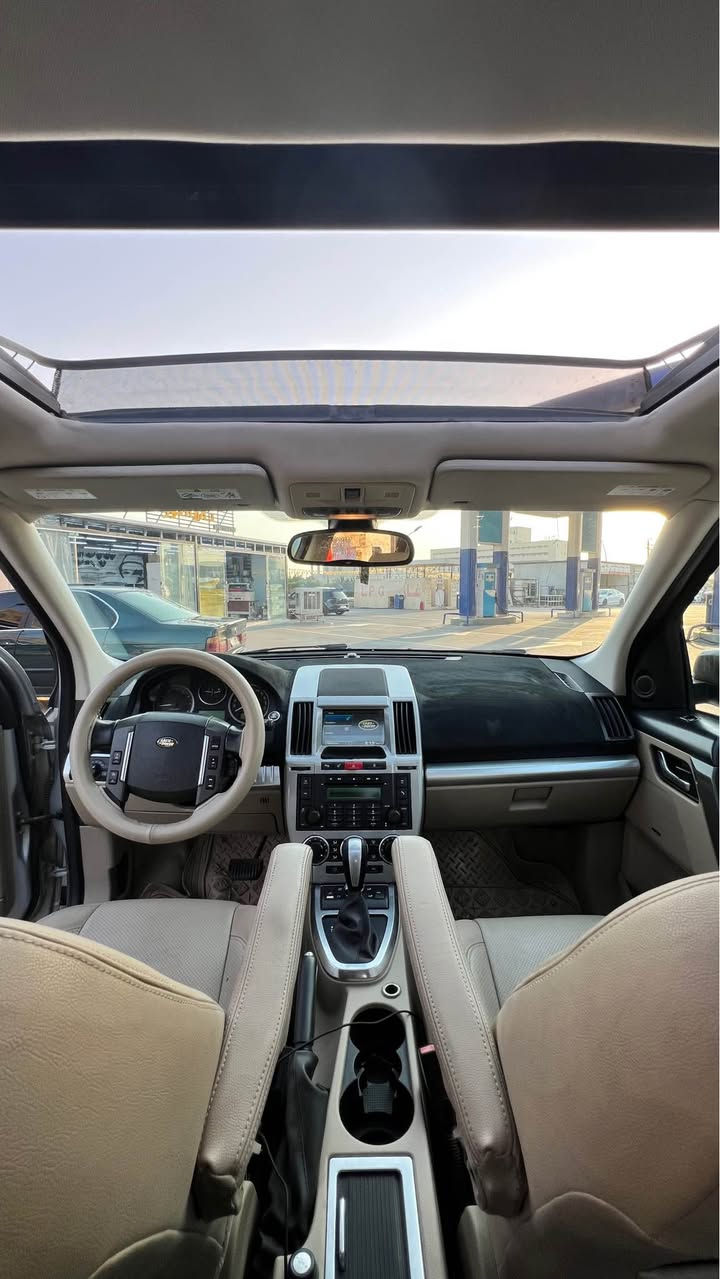 لاند رۆڤێر فول فول شەریکە سەردار دەعامی لۆ دەعامی هیجی نییە مۆدێل 2010 گێر مەکینە کارەبیات بە ناوکردن بە شەرت  *********** أربيل, العراق
