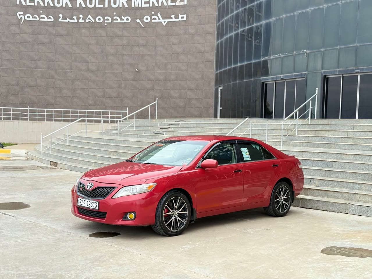 كامري موديل 2011  ( امريكي )

سعرا  106 مجال قليل
مكان كركوك داخل المدينة

بيه فقط بنيد صبغ و مكانين قليل تعديل بارد بي 
محرك حجم 2.5  بدون صوت و بخار و صرف

سنوية رقم هزة جديد / شرط تحويل و وكالة

بس ابيع لا مراوس و لا مراوس

اسيا  ***********
كورك  *********** كركوك, العراق
