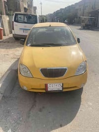 طيبة موديل 2015 نظيفة السعر 30 وبيها مجال  السياره بأسمي تحويل ثاني يو...