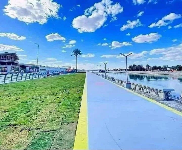 دار طابوا صرف سند 25 المساحه  200متر طابقين يحتوي على اربع غرف نوم صحيات عدد 3مطبخ واستقبال في منطقه زوير الغربي على كورنيش شط الحله مباشرتا السعر 260 مليون 
للاستفسار اكثر الاتصال على الارقام التاليه
***********
***********
