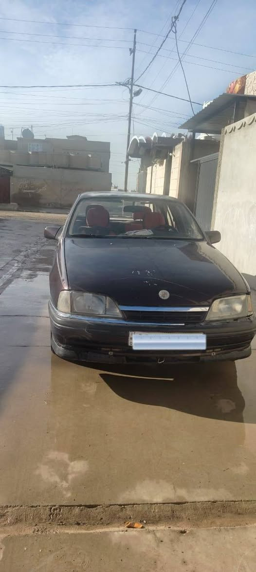 سياره للبيع اوبل اوميكا موديل 1995 حجم 26 كير اوتوماتيك رقم نينوى كاربون بنزين عنوان  رشيدية التواصل مع الرقم ***********
