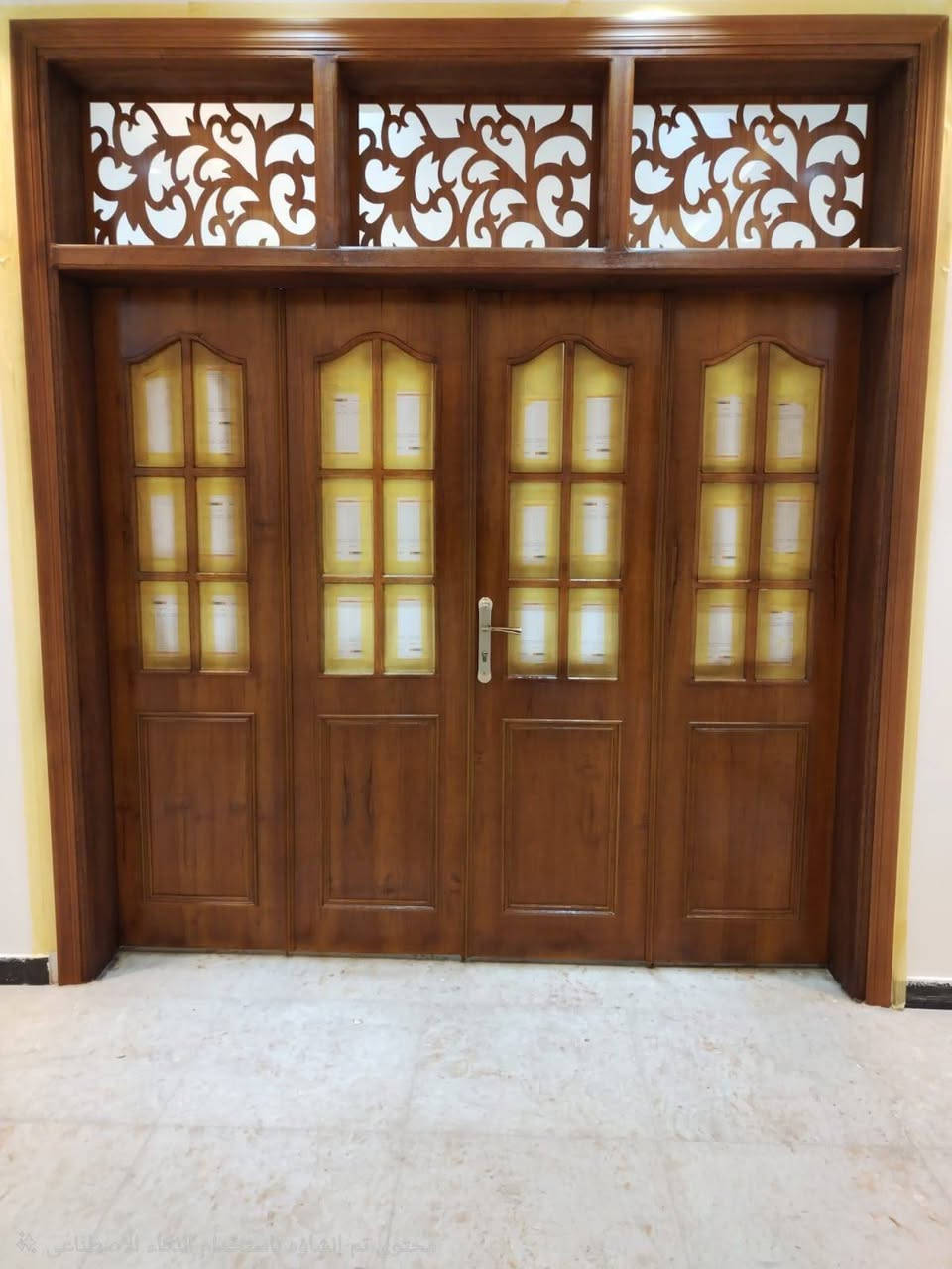الفخامة تبدأ من عتبة بابك! ✨
​لأن الباب هو الواجهة الأولى لمنزلك وعنوان فخامته، تقدم لك شركة آل خالد لصناعة الأبواب الخشبية تشكيلة استثنائية تجمع بين متانة المواد وعراقة التصميم لتناسب كافة الأذواق والديكورات.

​🌟 لماذا تختار أبواب شركة آل خالد؟
​خامات ممتازة: نعتمد على أفضل أنواع الأخشاب الطبيعية والمعالجة لضمان الاستدامة ومقاومة العوامل الجوية.

​دقة واحترافية: تنفيذ بأحدث التقنيات يضمن لك لمسات نهائية ناعمة وخالية من العيوب.
​تنوع التصاميم: تشكيلة واسعة تلبي تطلعاتك، سواء كنت تبحث عن الطابع المودرن الحديث أو الكلاسيكي الفاخر.

​نصنع لك بابك الخاص بالقياسات والألوان التي تختارها لتناسب مساحتك تماماً.

​📩 تواصل معنا الآن عبر رسائل الصفحة
​📱 أو اتصل بنا مباشرة على الارقام التالية :
لؤي :  ***********
دريد : ***********
العنوان : الدولعي ، شارع الغاز ، مقابل اسواق ولاية علي (ع)
​شركة آل خالد.. نصنع لك باباً يحكي عن ذوقك!

