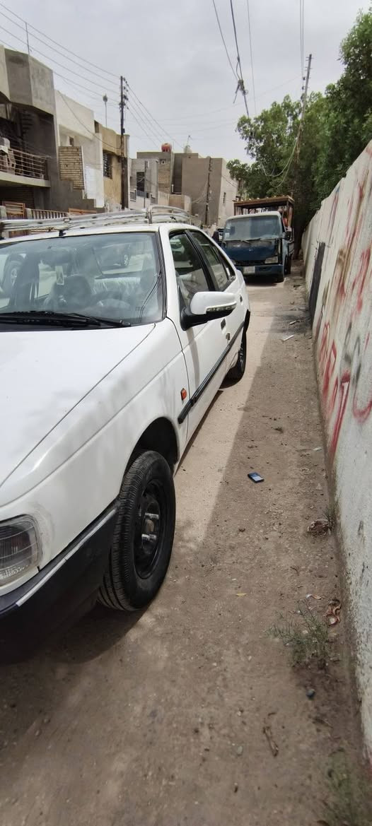 بيجو روى ٢٠٠٩ خصوصي
بأسمي  شرط التحويل  
محرك  كير ممتاز   كهربائيات شغاله كلها تبريد ويا السويج  غرفتها نضيفها 
بيها ملاحضات بسيطه بلكشر الخارجي  السعر ٣٦ وبي مجال بسيط 
العنوان بغداد الدوره شارع الشرطه
***********
