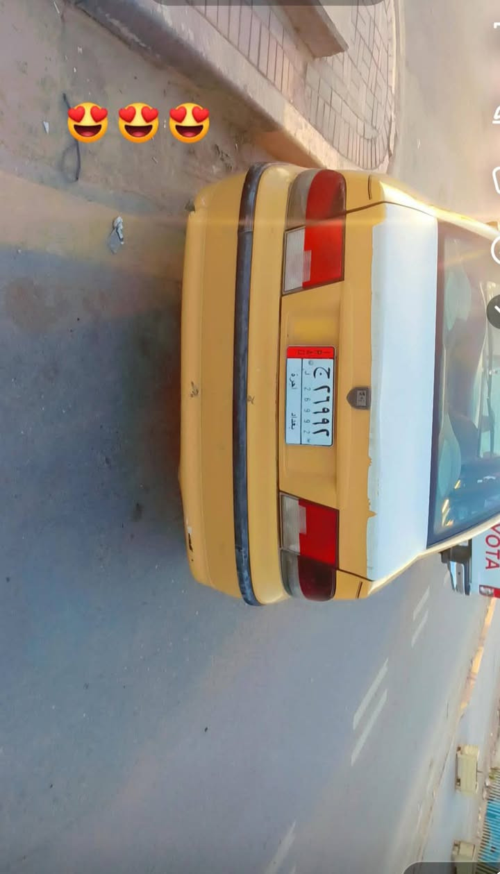 سلام عليكم سمند للبيع موديل ٢٠١١ سياره جاهزه كير مكينه تبريد خير من الله حداديه جديده مداور ثاني يوم سنويه صاقطه بل ٢٠٢٥ تاخذ صافي مني مالك يمي بل سماوه سياره ما بيه اي قطعه تبديل فقط بارد بل باب جهت السايق سعر ٢٨ وبيه مجال رقم *********** مكان سياره سماوه
