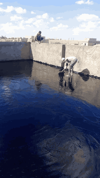 بسم الله مستعدون لتكير الأسطح وتزفيت الأساس عن الرطوبه وتكير احواض الماء وعمل الماستك وعمل الاباد وعمل الاشتايكر وعمل الايزوكام عمل درجه اولى الاسم محمد المحمدي رقم الهاتف ***********
