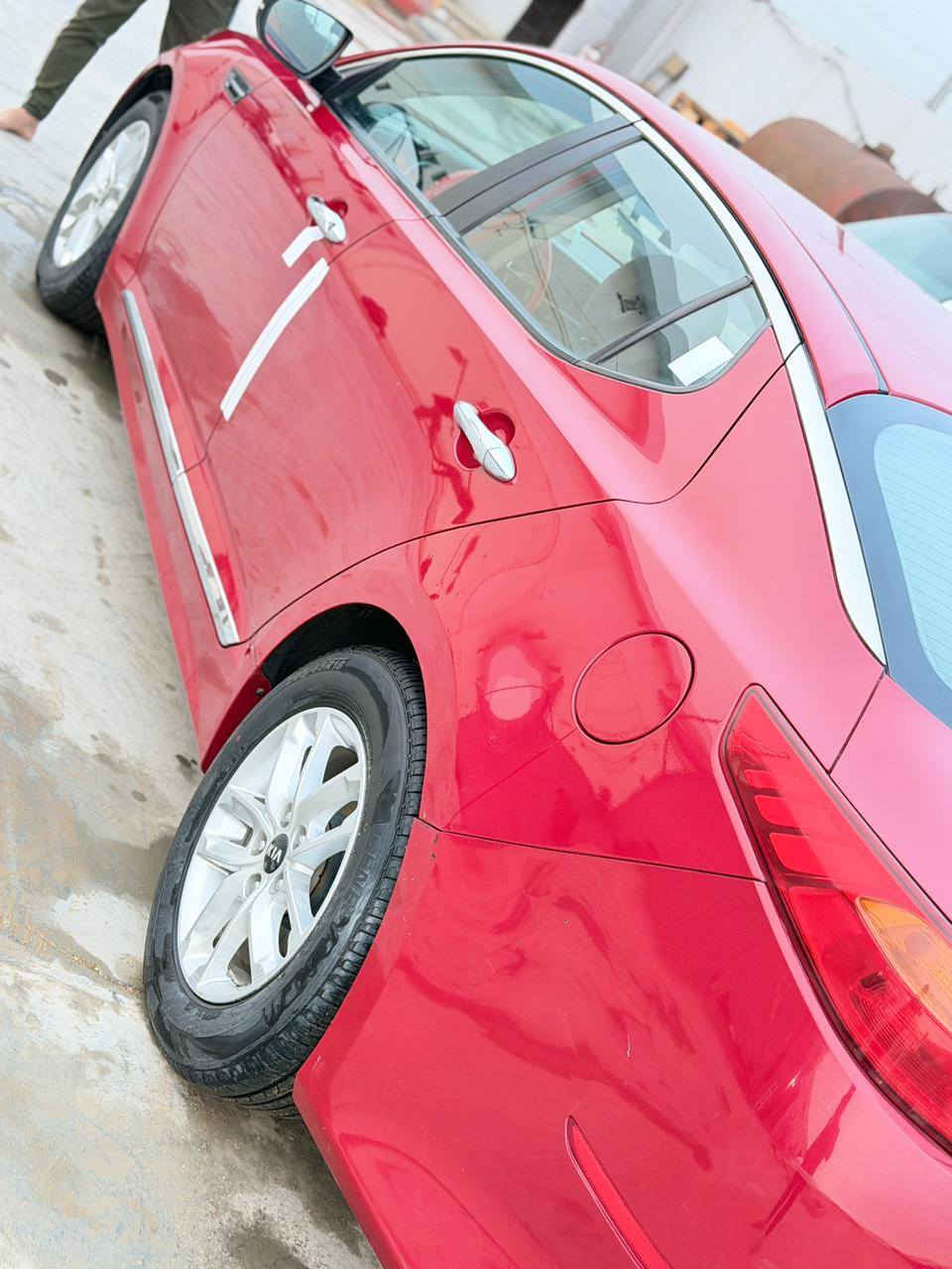 السلام عليكم
كيا اوبتيما ٢٠١٦  كفالة عامة مواصفات عادية السعر ١٥٥ قفل
مكينه ٢٠٠٠ مكفولة من الفتح والتصليح
رقم بغداد باسمي العنوان الديوانية عفك
***********
