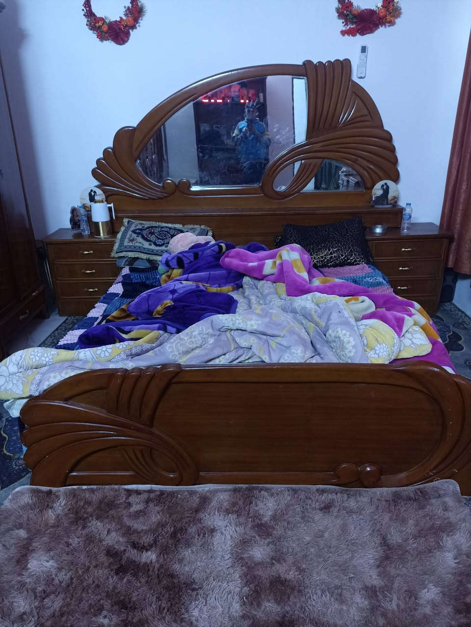 غرفة صاج نضيفة للبيع درجة اوله داخل وخارج صاج الظهر جرجوبة الرقم ***********
