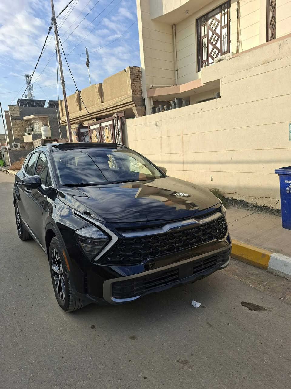 كيا اسبورتج مديل ٢٥ وارد امريكي فول بصمه بنوراما كشنات جلد كشن كهرباءتدفئه بلكشنات رادارامامي رادارات بلمري اشاير بلمري تشغيل عن بعد حساس خلفي كامره دواره فور ويل جنطه كهرباء مكينه ٢٥٠٠ جي دي حادث جاملغ وبنيد مبدلات بدون دواخل شاصي لغد كفاله مرقمه واسط شهداء وكاله عامه مطلقه السعر ٢٠٠ وبيها شي بصيط صور الحادث بلمنشور *********** مكان السياره قضاء الصويرة
