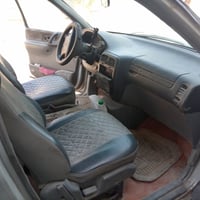 نيسان كويست • ٧ راكب • ١٩٩٣