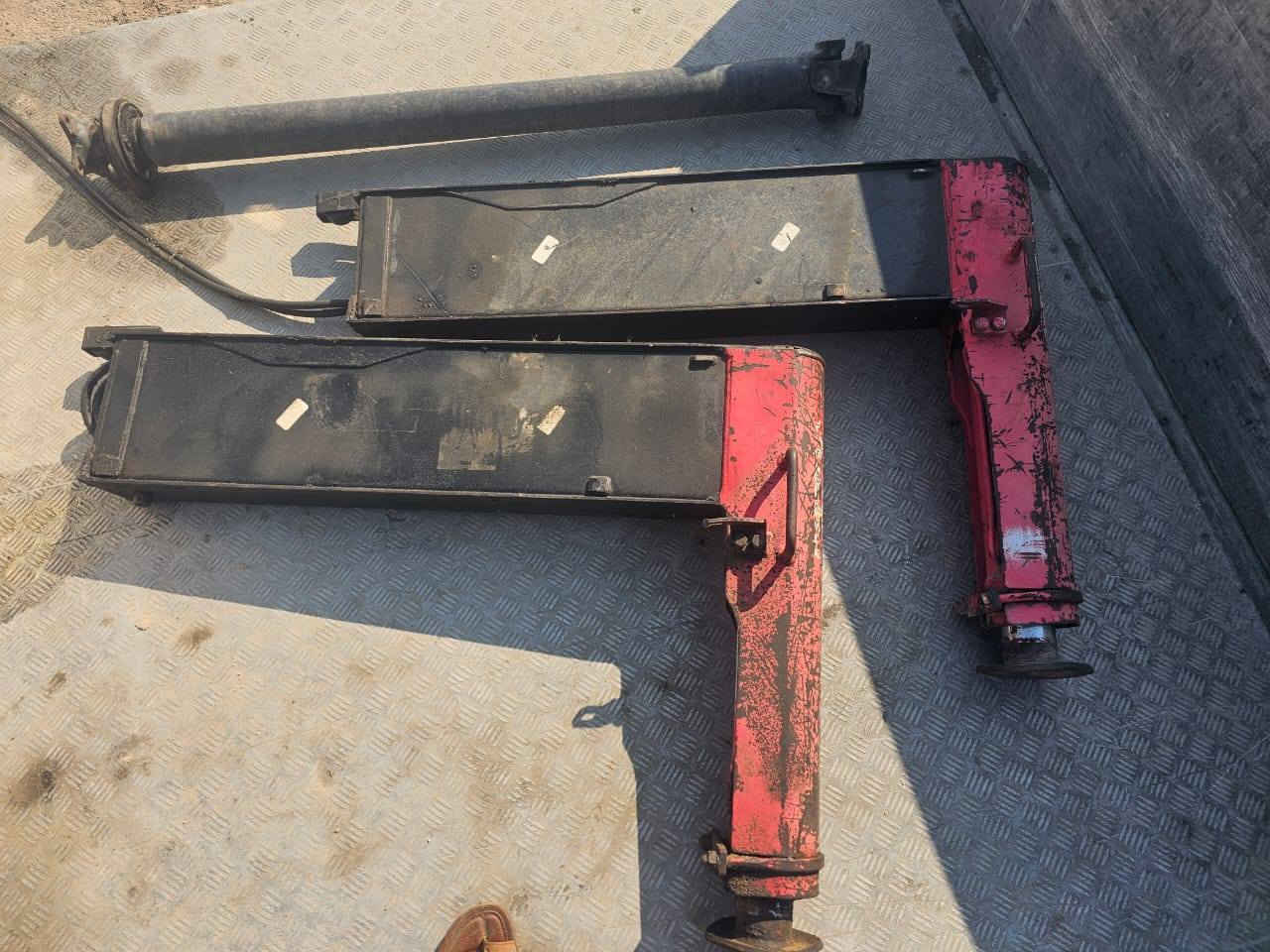 السلام عليكم رجلين يونك الحديث نضاف وشرط الشغل مامشتغلات بل عراق مكاني البصره القرنه ***********
