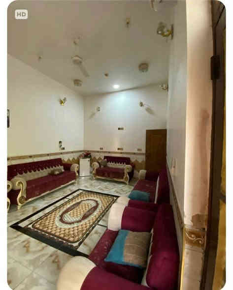 السلام عليكم دار للبيع مساحة 300 متر طابو
زراعي
*غرف عدد 4x5 2
*استقبال 6ونص ب 4
* هول
* صحيات خارجيه وداخليه
*ماء خدمات كهرباء كله كامل
*(السعر 65 وبي مجال )
*عنوانه
*طريق حله ديوانيه جاي من شركة الرنا قرب اسواق
لبغدادي
*الاستفسار الاتصال على هاذا رقم *********** واتساب
H1 حلة
