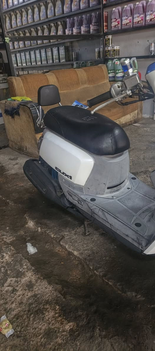 سلام عليكم ورحمه الله وبركاته
دراجه بوليسي، موديل2011 دراجه مكفوله كفاله عامه منزلهة عله ايدي من لحاويه دهن ليابان بيدي بدلته دراجه ختم واحد كل لكفرات ويه لمكينه ماماشيه بلعراق خلاص اكفلهة من كلشي نقص برغي مابيهة ***********.***********
