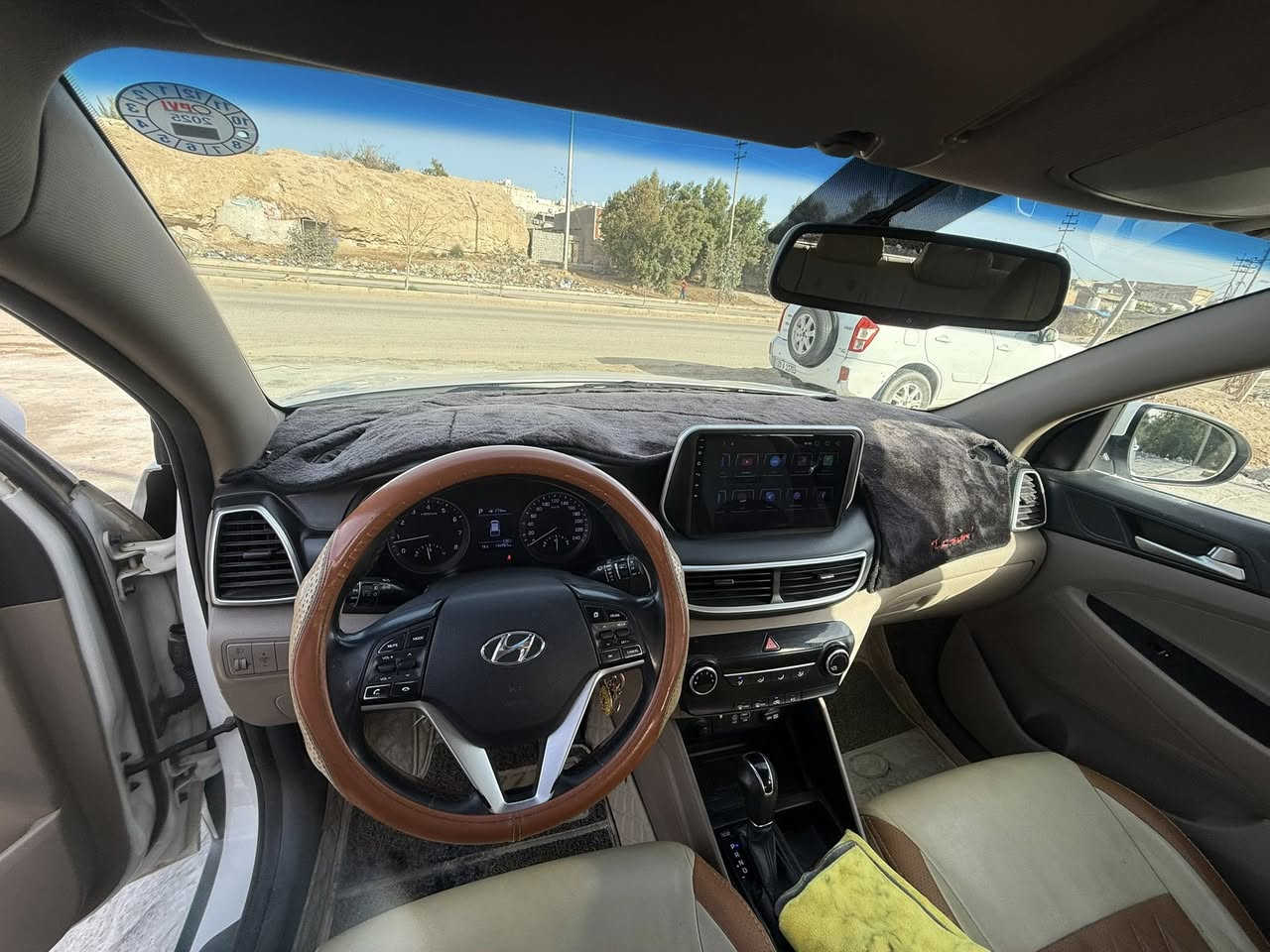 توسان مديل 2019فول موصفات مكفوله كفاله عامه بيه بارد باب سايق رقم نكليزي سنويه 28
***********
