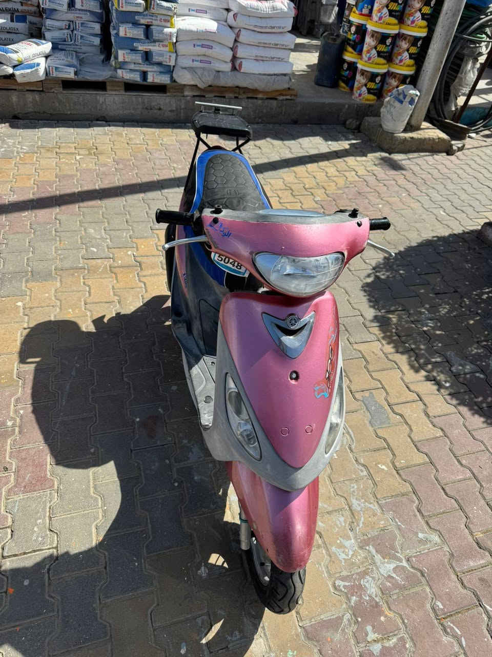 السلام عليكم ماكس منغولي دراجه حلوه مكينه ممفتوحه تجي وشوف بعينك السعر ٦٠٠ وبيه مجال حك الجيه كفرات بلادي ختم مكاني بغداد المنصور ***********
