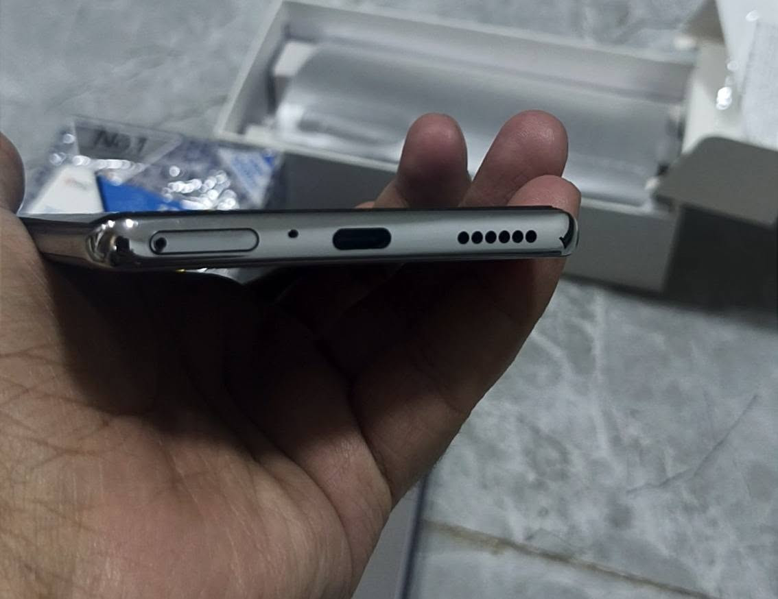 سلام عليكم
TECNO CAMON 40 Pro 5G بعده جديد 
كامل ملحقات ونظيف الجهاز وكلشي ما بي ولا طخه 
ذاكره 256 عشوائية 12+12 
السعر 345


**إذا كنت صاحب هذا الإعلان وتريد حذفه لأي سبب، رجاءا أرسل رسالة إلى الدعم الفني**