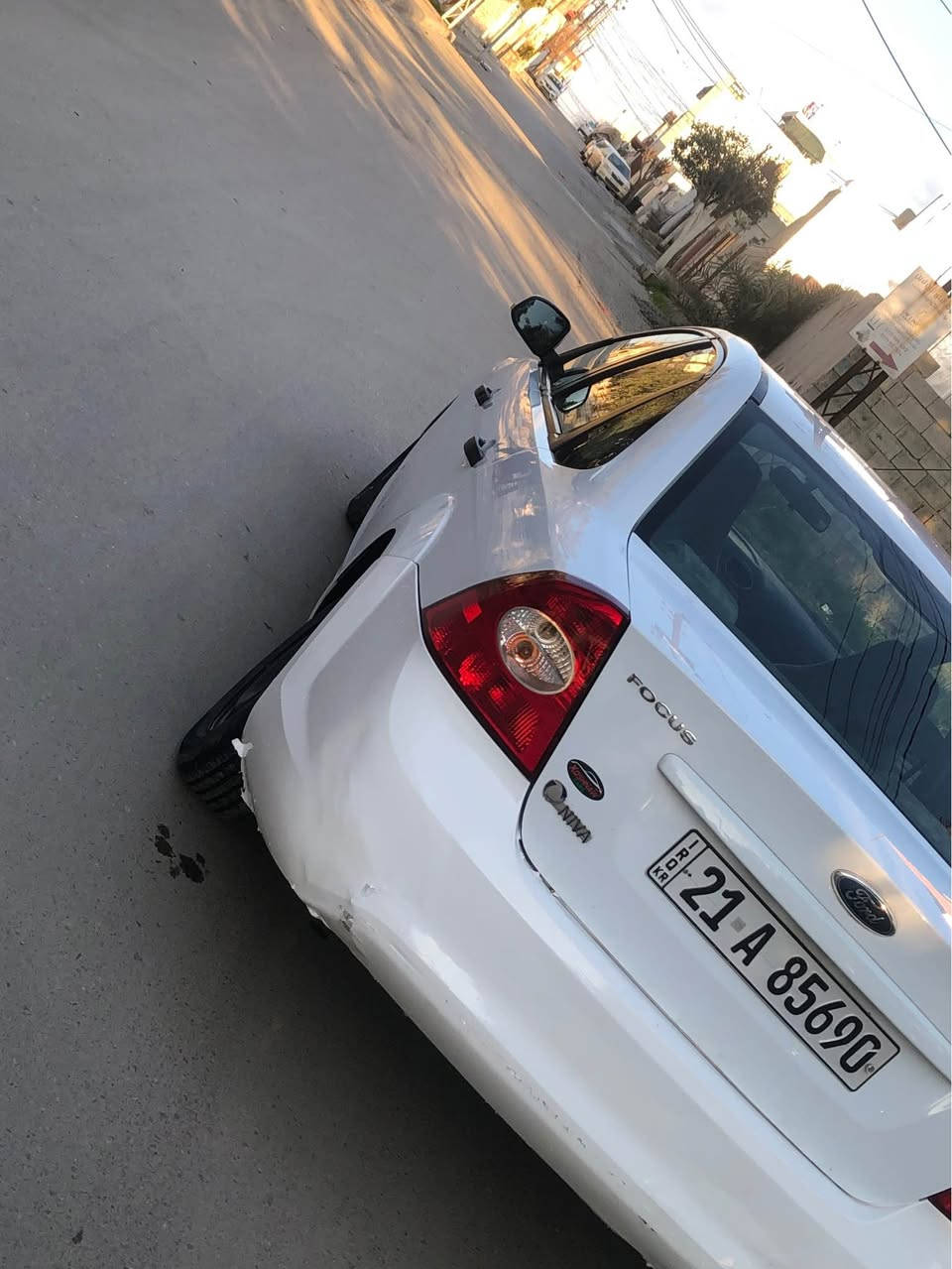 كوردي - عربي 

فورد فۆکس 2010  سفری شەریکەی نیڤا 
اوتوماتیک ABS  
سەنەوی تازەیە تا 2027
بي بۆیاخە
گێڕ و مەکینەو تبرید بە شەرت 
پێشەوە و دواوە، به شه رت
سەیارەکە ماڵی دۆستە
سعرى 72 ومعامله
بۆ پەیوەندی
***********
***********
لە سلێمانیم
 ———
فورد فوكس 2010 صفر شريكه نيفا
اوتوماتيك ABS
سنويه جديد ال 2027
كير ومكينه بشرط 
حداديه جديد
سعر 72 ومعامله
مكان السيارة سليمانيه 

***********
*********** السليمانية, العراق
