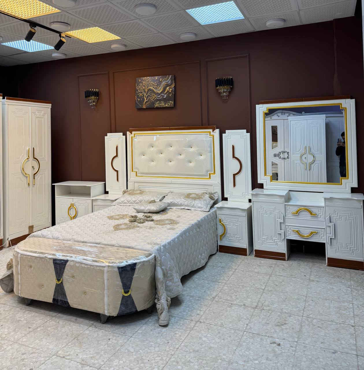 السعر // مليون.100 فقط 😍

🔅تفاصيل الغرفة المرمري  ....

 خارج ٤ملم ام دي اف 🔺
وداخل صاج ٣ملم 
صبغ حراري  درجة اولى 

عدد القطع  ٧ قطع 😍
🔺1 //جرباية  قياس  ١٦٠ × ٢٠٠ 
🔺//ميز جانبي ايسر قياس ٥٠
🔺2// وميز  جانبي  قياس ٥٠
🔺3// زاوية ارتفاع مترين عرض ٨٠
🔺4// وميز بلازمه  
🔺5//وميز مراية ارتفاع مترين عرض ١٢٠
🔺6// وكنتور ٦ باب  ارتفاع مترين و١٥ طول ٣ متر و١٥

القطعه الثامنة حسب الطلب شازلون
سعرها ٥٠ الف ❤️

(توصيل مجاني مركز بغداد )
التوصيل يشمل الشد مجاني 🔥
(اطراف ٥٠)
باقي المحافضات حسب البعد
شازلون سعرها ٥٠ الف
شازلون مخزن ٧٥ الف


**إذا كنت صاحب هذا الإعلان وتريد حذفه لأي سبب، رجاءا أرسل رسالة إلى الدعم الفني**