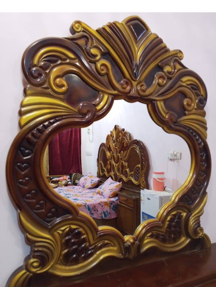 غرفه سوكي 
نضيفه بس جامه مفطوره
سعر 450قفل 
مكان عفك  
لاستفسار ***********
مو شراي لا يدخل خوان
