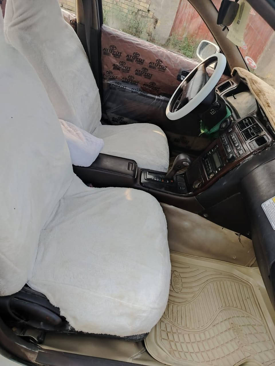 للأستفسار *********** كرستا .  موديل ١٩٩٤ رقم بغداد مكفولة من نقل الجثة والكص والأصوليات  مكينه وكير ون جي مكفولات تبريد ثلج تخم تاير حدادية جديدة السيارة مال جناي السعر ٥٨ ورقة مكاني العماره الكحلاء للأستفسار أتصل *********** المجر الكعبي, ميسان
