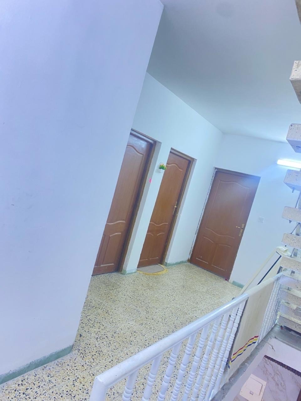 دار للبيع 🏠 مسلح

المساحه : ١٢٦  /. الواجهه: ٧  /. النزال : ١٨ 



يحتوي على 

٤ غرف نوم 

استقبال 

خدمات ٢ 

حولي 

منور 

كراج 

حديقه



الاعظميه راغبه خاتون 

عرض الفرع ٧ متر 



***********
