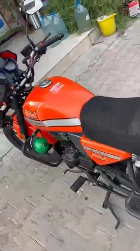 دراجه دايون موديل 2023
مكينة 200cc
رقم وسنويه رقمها كربلاء دراجه خير من الله مكينه ناعمه دهن ما داخل الها غير لوكي مولي كهربائيات كلها شغاله هندر سلف اشاير بك لايت دشبول كلا شغال مجفته مره وحده والشغل درجه اولى تجفيت وكاله مكان الدراجه نجف
للاستفسار واتساب
***********
سعر الدراجه 2.500
وقابل للتفاوض .