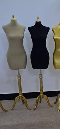 جديده • مومستعمله • توصيل