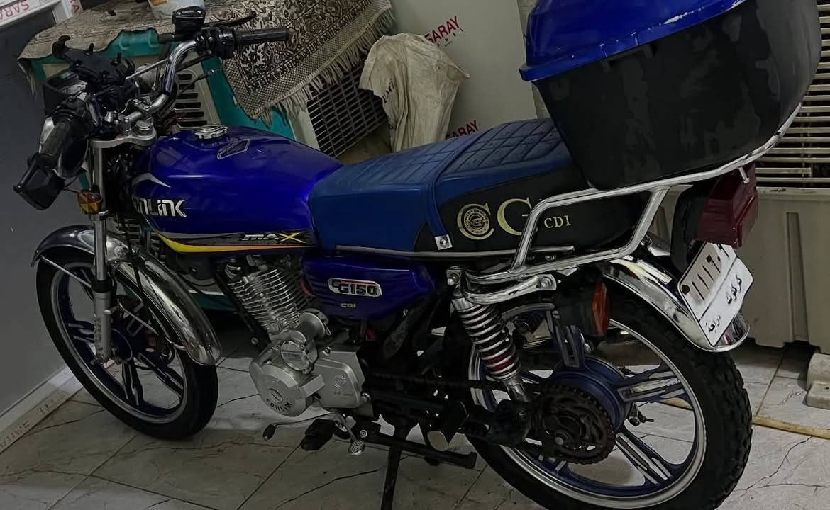 دراجه مرقمه محرك بالشرط انطي محركها صفر موديل ٢٣ رقم كركوك  للبيع نقوصاتها بصيطه ***********

