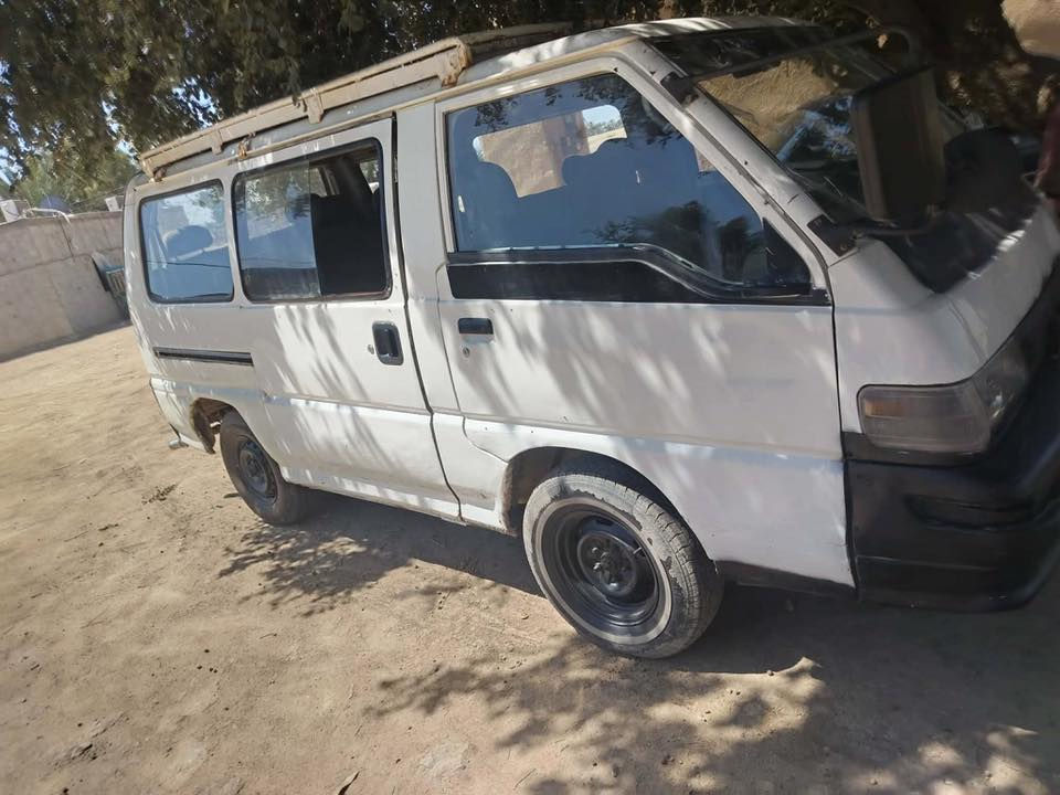 كيا مسبوشي مديل 92 (11 راكب)  مكفوله من الضربه والتبديل والصبغ كفاله عامه كير مكينه مكفولات مكينه بلاديه
مكان الدوانيه غماس 
***********
