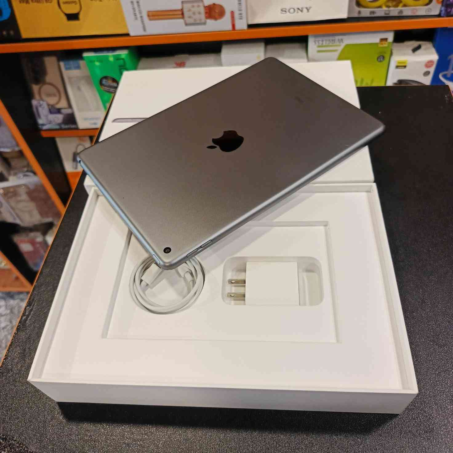 #متاح ايباد مستخدم  نظيف جدا❤

# ipad 9

الذاكرة  64 GB
البطارية 83 % 
الهاتف كامل ملحقاتة الاصلية 💕
#السعر  225  الف فقط 

#العنوان _الانبار _قضاء هيت _ شارع حامي حميد _مجاور مجمع الملكة أو مقابل مكتبة الأقلام _ مركز الباشا 💥
#لتواصل معنا : 
واتساب / ***********
الانستا / albasha-mople
