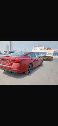 نيسان لتما مديلsr ٢٣ عداد لمسافه ٣٠  لسياره فول مواصفات عدا لفتحه  صبغ...