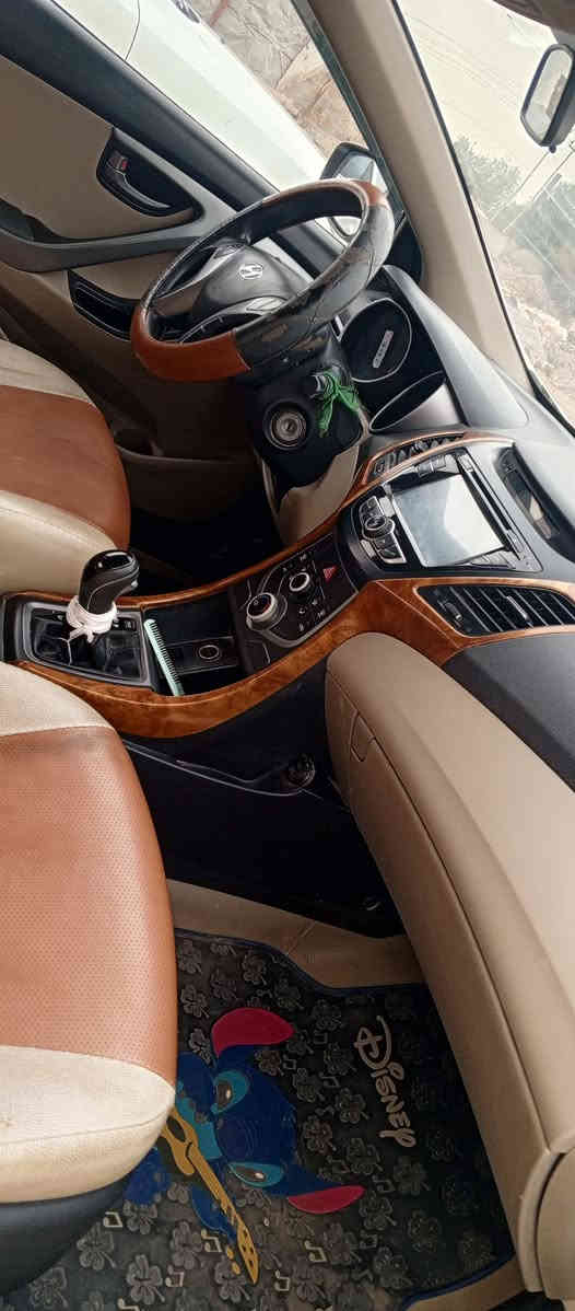 سلام عليكم انتره 2015 خليجي مكفوله 
ماشيه 109 مكينه1800 رقم واسط 
سعر 135 وبيه مجال مكاني ذي قار قضاء الرفاعي 
***********
