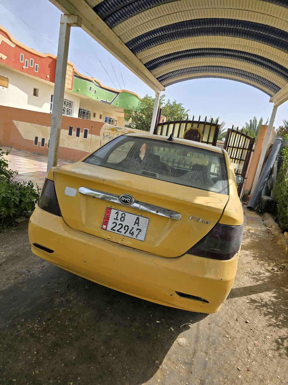 بيوايدي ٢٠١٣ رقم بابل دولي بأسمي مصفرة هيئة وغرامات  اف ٣اتو نظيفه جدا مكفول كير ومحرك الكشر بي طخات بسيطه باردات كير اوتو جاهزه كهربائيات حداديه بجيس دوشمه جديده السعر ٤٢ وبيه مجال السياره مال جناي رقم الهاتف *********** مكاني الديوانيه ناحية السنيه جذع
