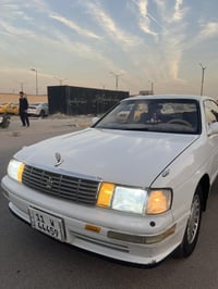 تويوتا كراون • ١٩٩٣ • رقم بغداد