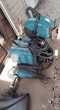 للبيع مكين لحيم كوسره وكتر نظافة %99 اتصال على ***********2
