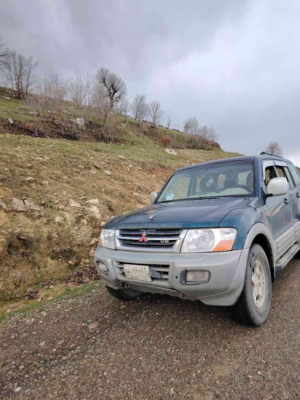 السلام عليكم  باجيرو خليجي GLS
للبيع او المراوس حسب القناعه 
. سنويه 2027 
موديل 2002 
رقم بغداد 
ضربه بسيطه بالباب الخلفي  
وبقيه مكفولات 
كير ومكينه مكفولات 
مكان ديالى 
 تبريد ثلج ثلاث قطع
قفل مركزي سنترلوك 
كشافات ضباب 
كهربائيات شغاله كله 
لو كير شغال
مري شفط 
محرك 3000 المرغوب بلادي 
‏‪***********
⚠️⚠️السعر 78 قفل قفل ⚠️⚠️
اتصل وبيك خير وتتدلل
السياره جديده احلى من الصور على وضع الشركه بدون صبغ فقط ضربه خفيفه جداً
