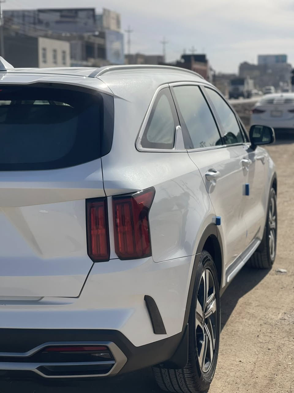 السلام عليكم
سورنتو  خليجه 
موديل ٢٣
رقم بغداد 
سنويه جديد
هزه جديد
ماشيه ٤٨ الف كيلو 
المواصفات 
٦ سلندر 
كشنات مخمل 
كشنات كهرب 
سبعه راكب 
هاند بريك بصمه 
ثلاث قطع تبريد 
أربع أنظمة قياده 
لايتات LED
صندوق كهرباء 
حساس امامي خلفي 
إشارة ترحيب 
مرايا شفط 
وبقيه المواصفات المعروفه .
العنوان ذي قار  
لمعرفه السعر الاتصال على الرقم 
*********** - ***********
